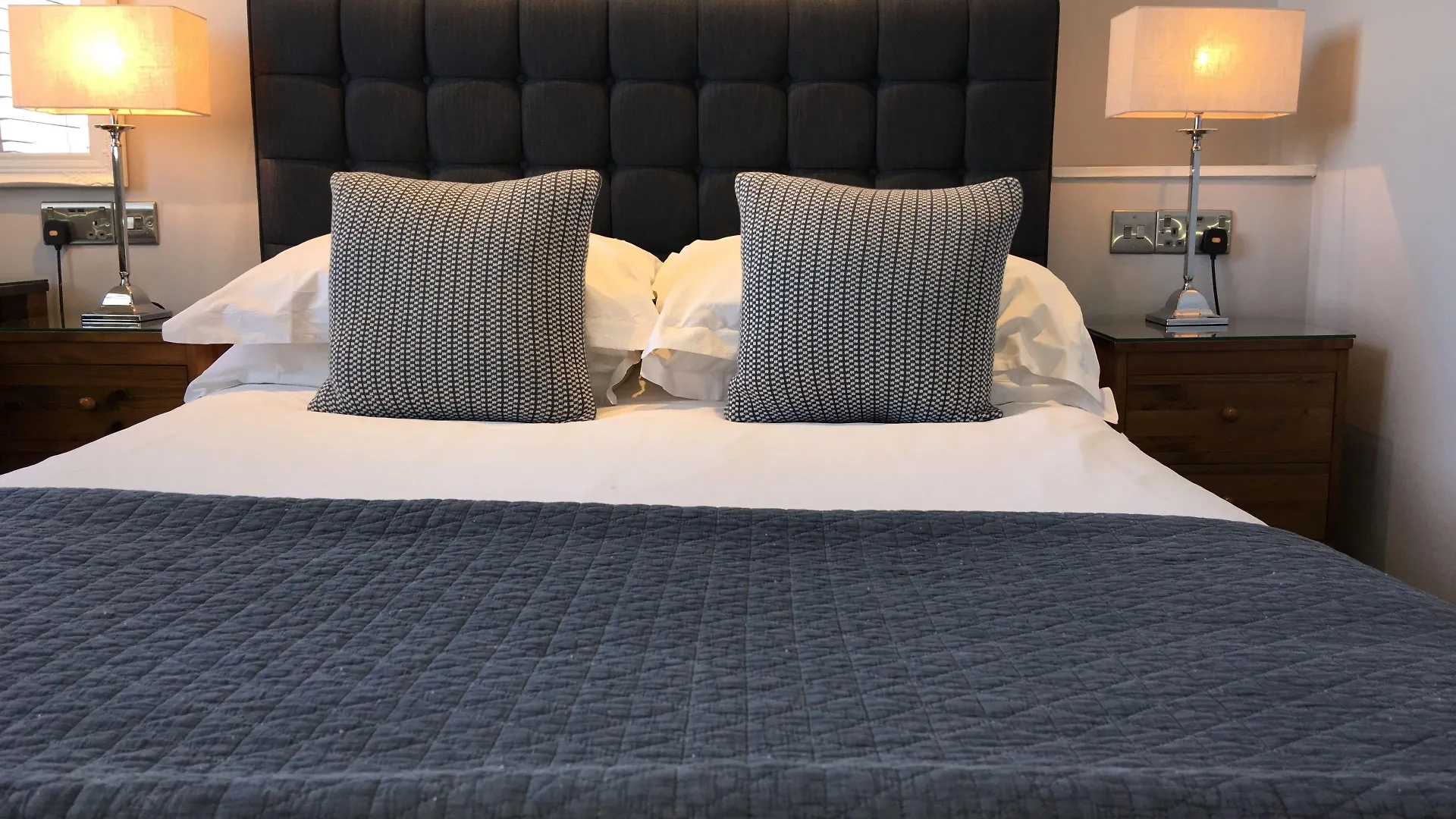 7 Smart Central Hotels on Brighton's Seafront Worth Booking