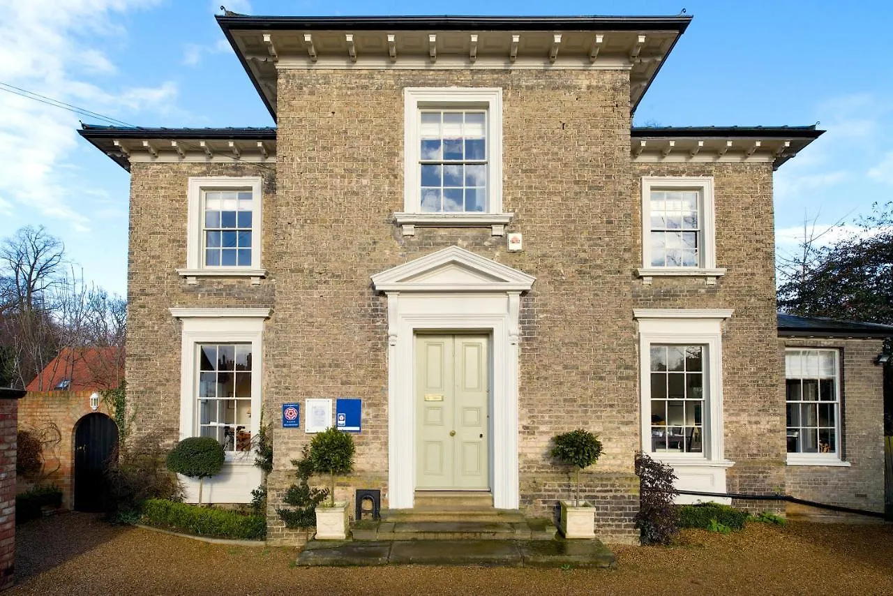4 Bed & Breakfast Stays in Norfolk That Stand Out