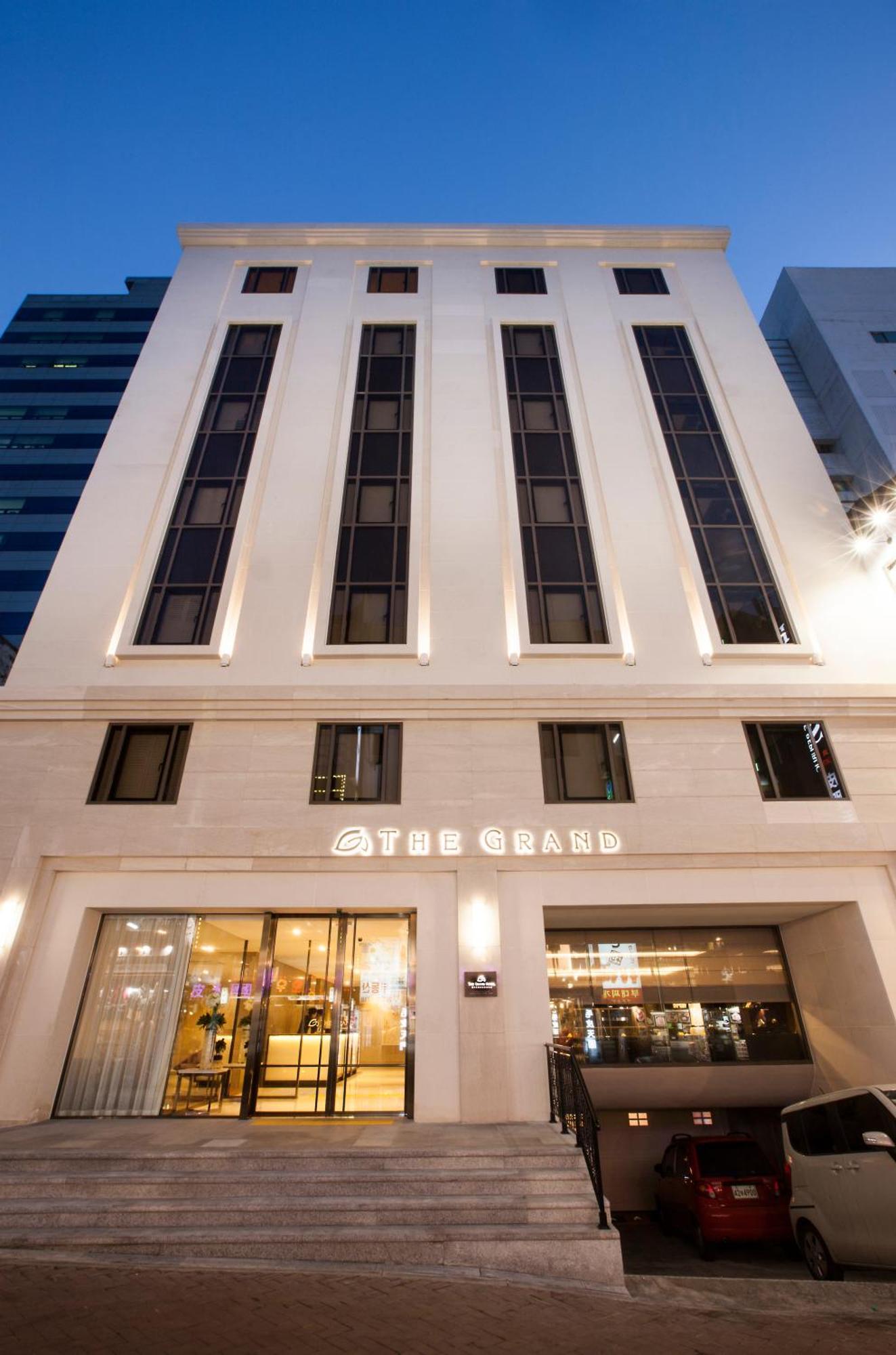 Where to Stay in Myeong-dong: 15 Best Central Hotels