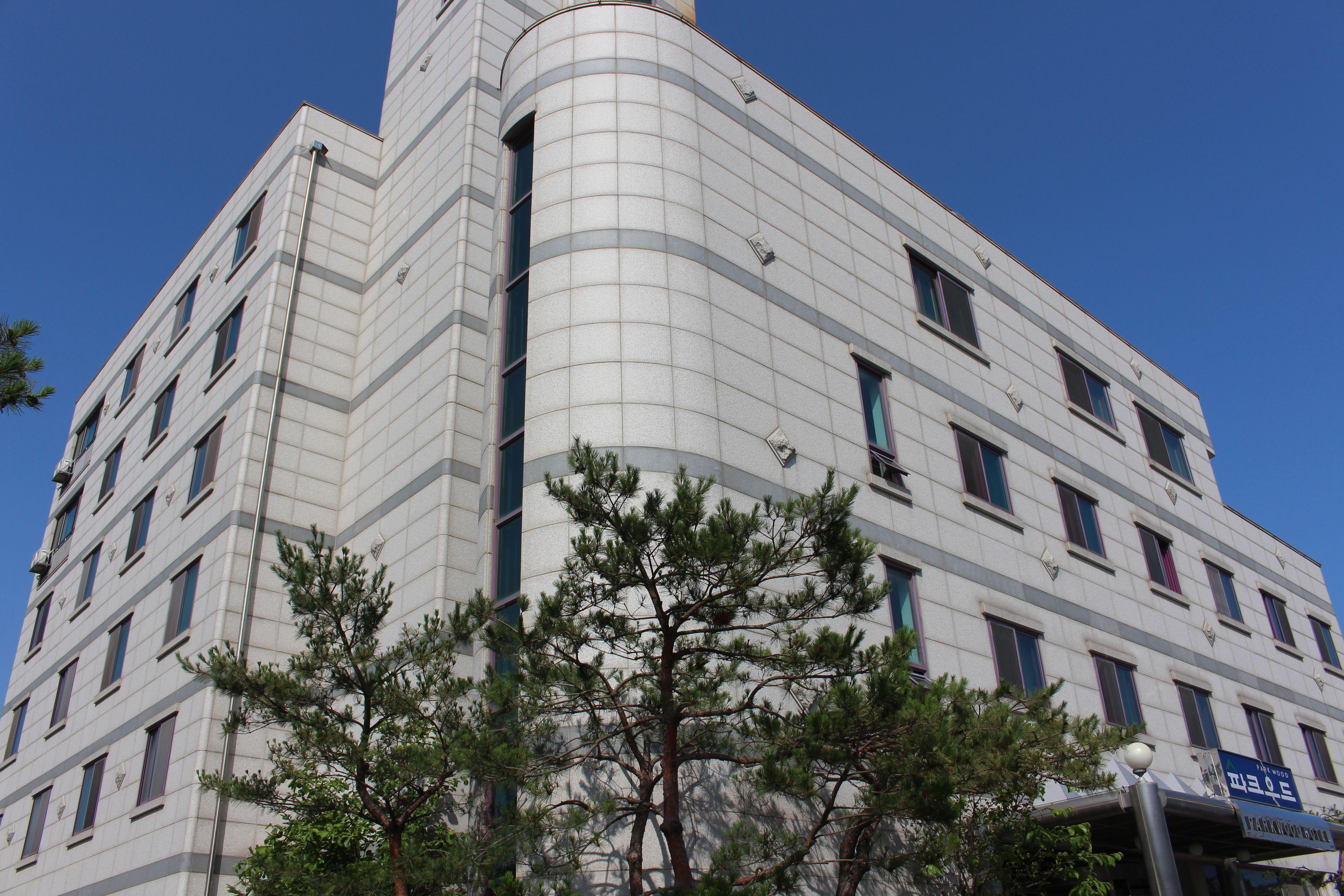 Where to Stay in South Korea: 4 Best Hotels for Solo Travelers
