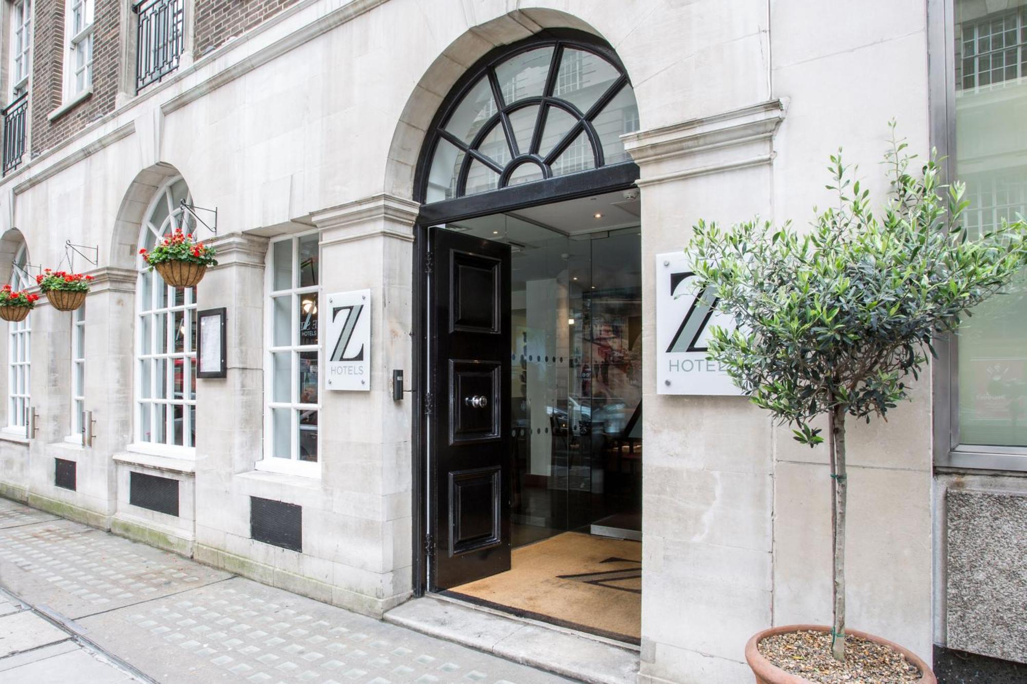 Where to Stay in Westminster: 5 Z Hotels Compared